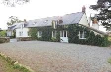  Longère de 220 m2 4 chambres sur 1Ha