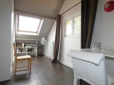 Maison 5 chambres et 1 Bureau de 250 m2 sur 2500 m2 de jardi