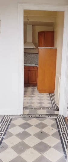 Maison de caractère de 66m2 + Chai de 22 m2 au coeur du vill