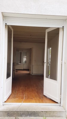 Maison de caractère de 66m2 + Chai de 22 m2 au coeur du vill