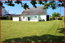 MAISON TRADITIONNELLE EN CENTRE BOURG