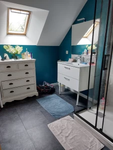 Grande Maison de 8 Chambres avec Potentiel d'Aménagement - I