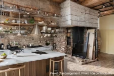 Grande Maison de 8 Chambres avec Potentiel d'Aménagement - I