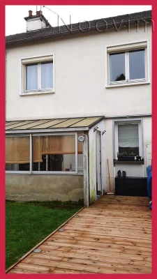 Maison proche commerces et bus et tram