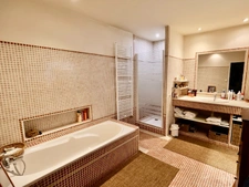 Maison d'architecte avec piscine