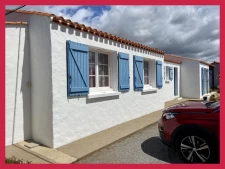 Spacieuse maison de plain-pied de 160m2 avec panneaux solair