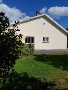 Maison sur terrain de plus de 850 m2