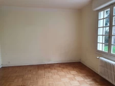 Vaste maison lumineuse proche sentier côtier