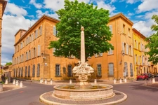 Aix-en-Provence : les trésors cachés de ses rues et la beauté de son architecture