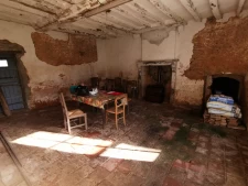 FERMETTE A RESTAURER