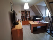 TRES JOLIE PAVILLON SUR 4002 m2