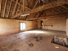 FERMETTE A RESTAURER