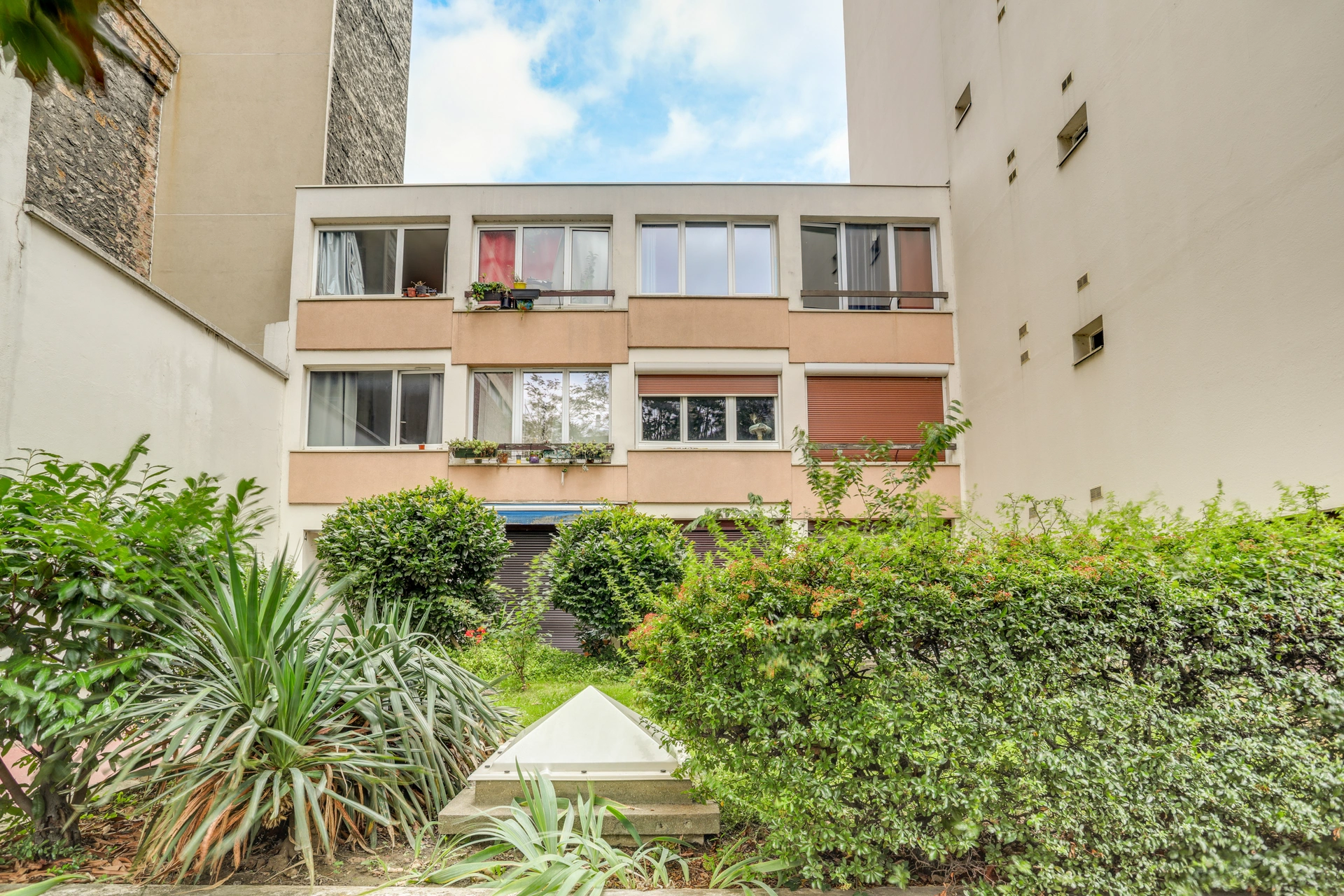 Studio Hôpital Saint Louis 1