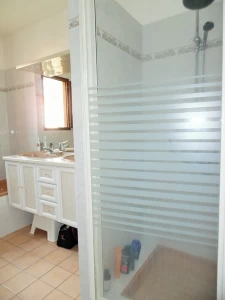 MAISON 4 CHAMBRES SUR SOUS SOL