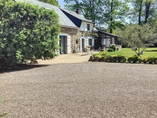 BELLE LONGERE 170 M2 HERBIGNAC