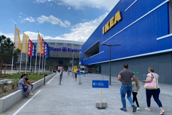 Ikea ouvre à Nice : retour sur 20 ans de faux départs pour le géant suédois du meuble sur la Côte d’Azur