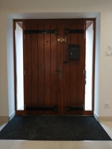 MAISON RESTAUREE 148 M2 AVEC JARDIN