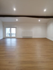 MAISON RESTAUREE 148 M2 AVEC JARDIN