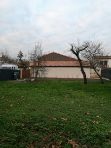 MAISON RESTAUREE 148 M2 AVEC JARDIN