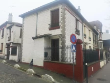 5 PIÈCES 87 M2 MAISON À SAINT DENIS VENDU À 320 000 EUROS.