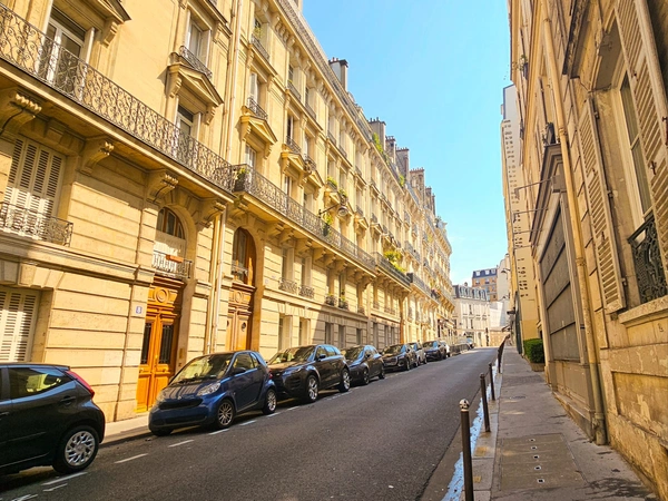 Rue Pierre Guérin - Paris 16