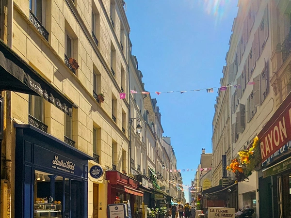 Rue de l'Annonciation - Paris 16