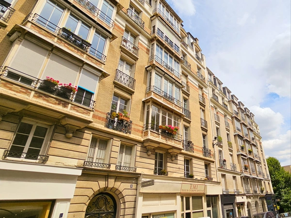Rue Corot - Paris 16