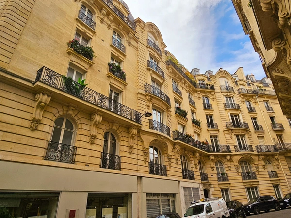 Rue du Capitaine Olchanski - Paris 16