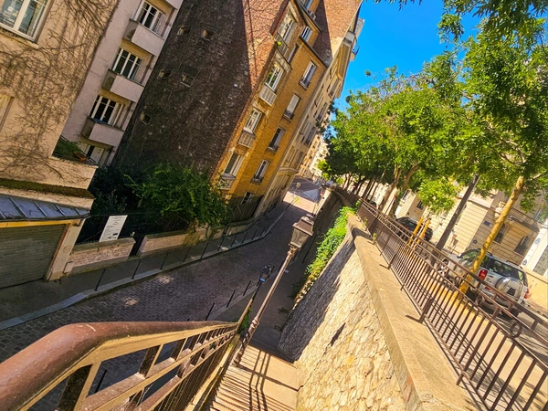 Rue Berton - Paris 16