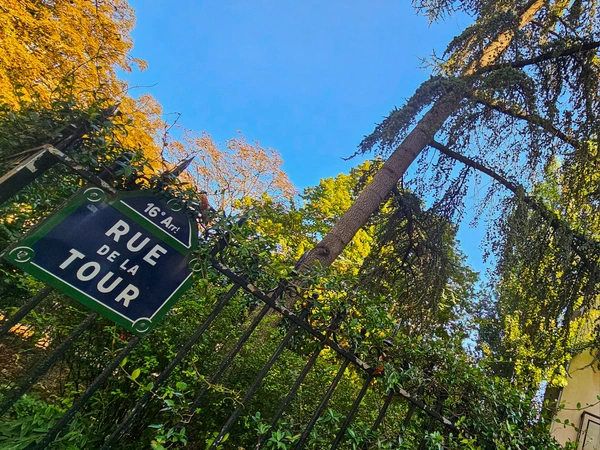 Rue de la Tour - Paris 16