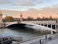 Secrets Cachés des Monuments du 8ème, 9ème et 17ème Arrondissements de Paris.