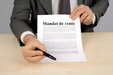 Mandat simple ou mandat exclusif : quelle stratégie adopter pour vendre efficacement