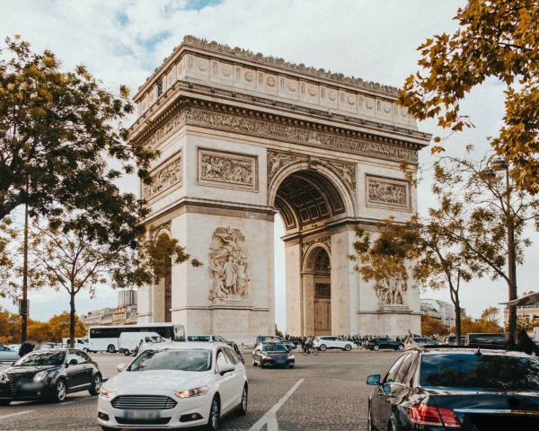 PLACE CHARLES DE GAULLE