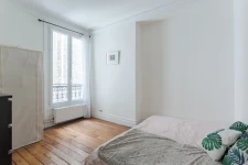 PARIS 9 - QUARTIER ROCHECHOUART - APPARTEMENT 3 PIÈCES 4