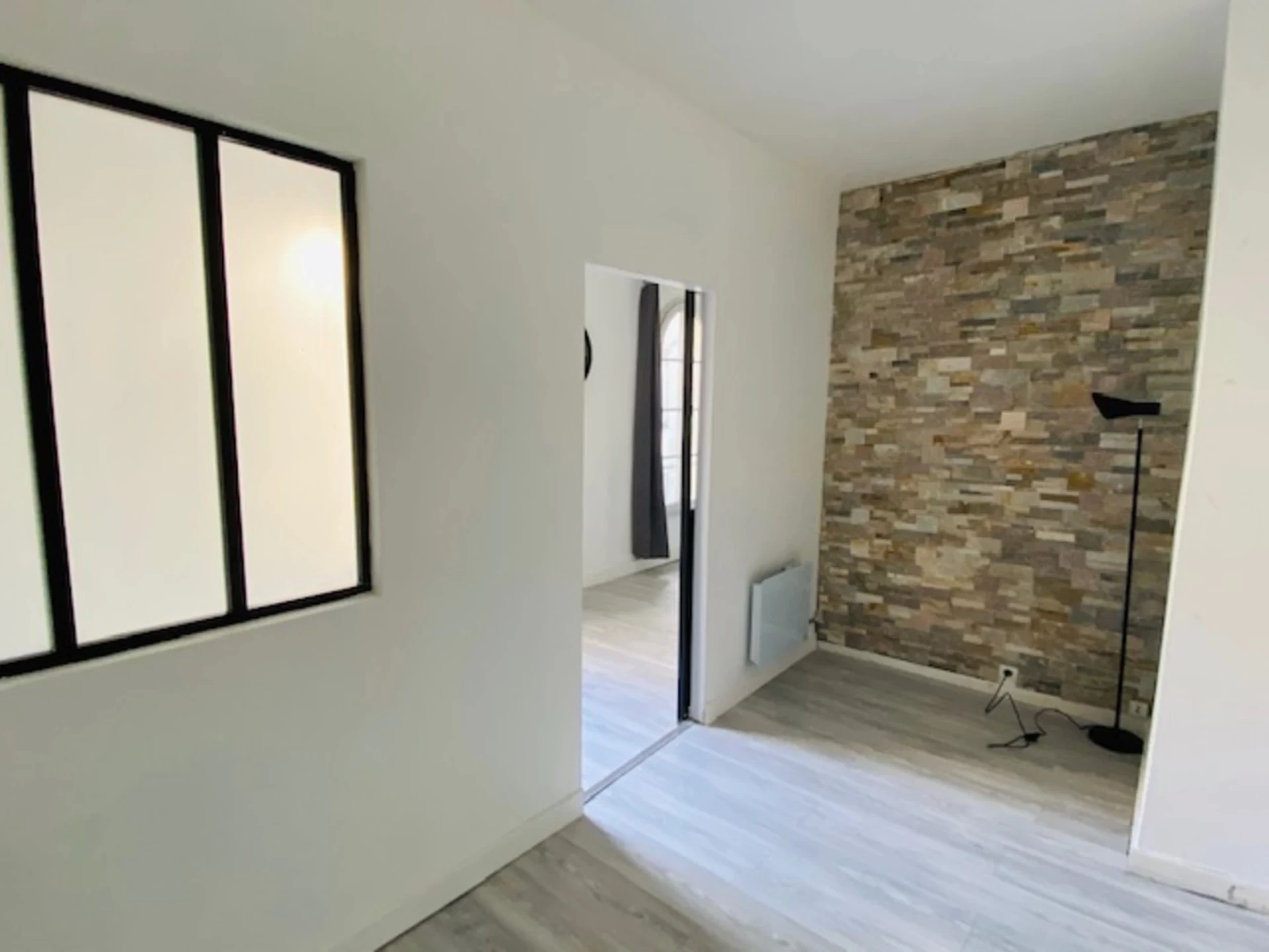 PARIS 10 - QUARTIER PORTE SAINT-DENIS - APPARTEMENT 2 PIÈCES 5