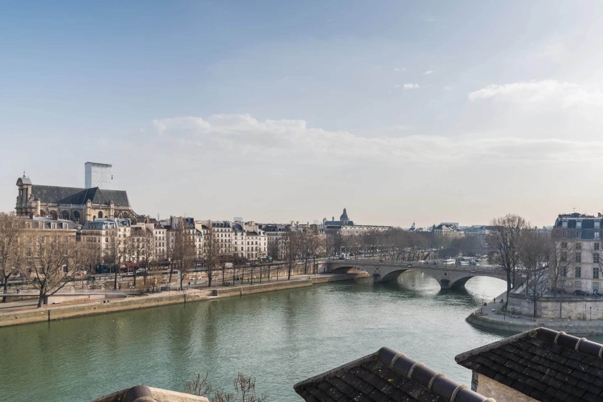 PARIS 4 - QUARTIER NOTRE-DAME - APPARTEMENT 2 PIÈCES 8