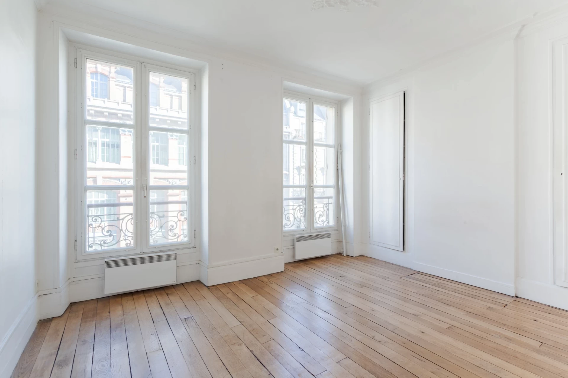 PARIS 10 - QUARTIER PORTE SAINT-DENIS - APPARTEMENT 2 PIÈCES 5