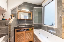 PARIS 10 - QUARTIER PORTE SAINT-MARTIN - APPARTEMENT 3 PIÈCES 5