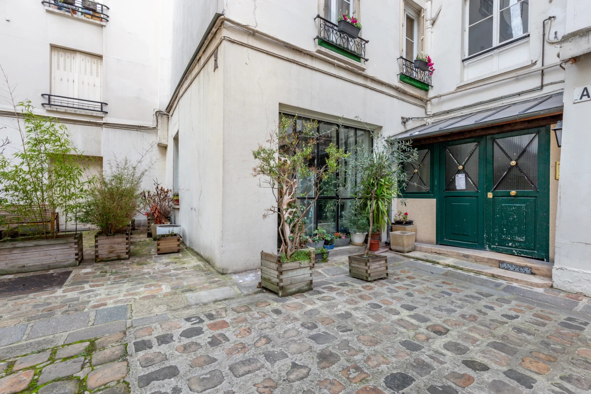 PARIS 3 - QUARTIER ARTS-ET-METIERS - APPARTEMENT 2 PIÈCES 8