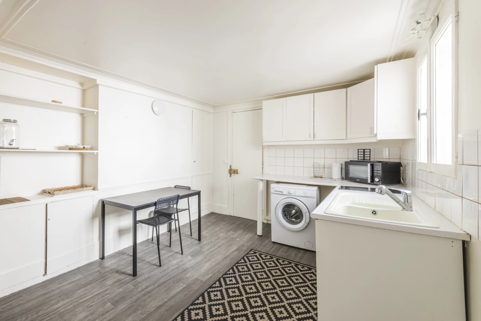 PARIS 10 - QUARTIER PORTE SAINT-DENIS - 3 PIÈCES 3