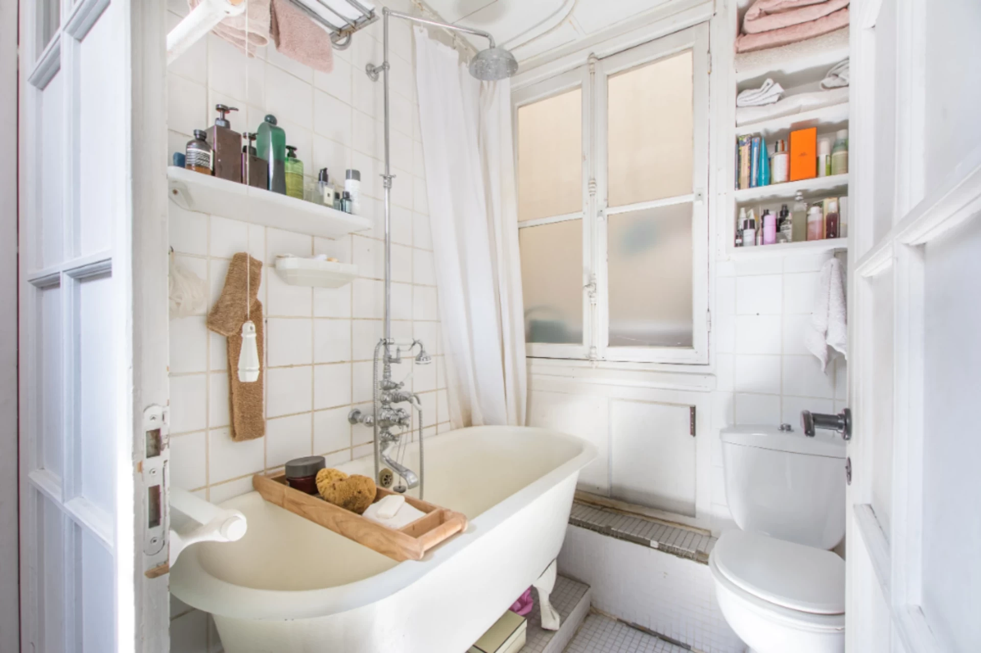 PARIS 10 - QUARTIER PORTE SAINT-MARTIN - APPARTEMENT 3 PIÈCES 2