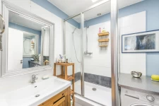 PARIS 10 - QUARTIER PORTE SAINT-MARTIN - APPARTEMENT 2 PIÈCES 7