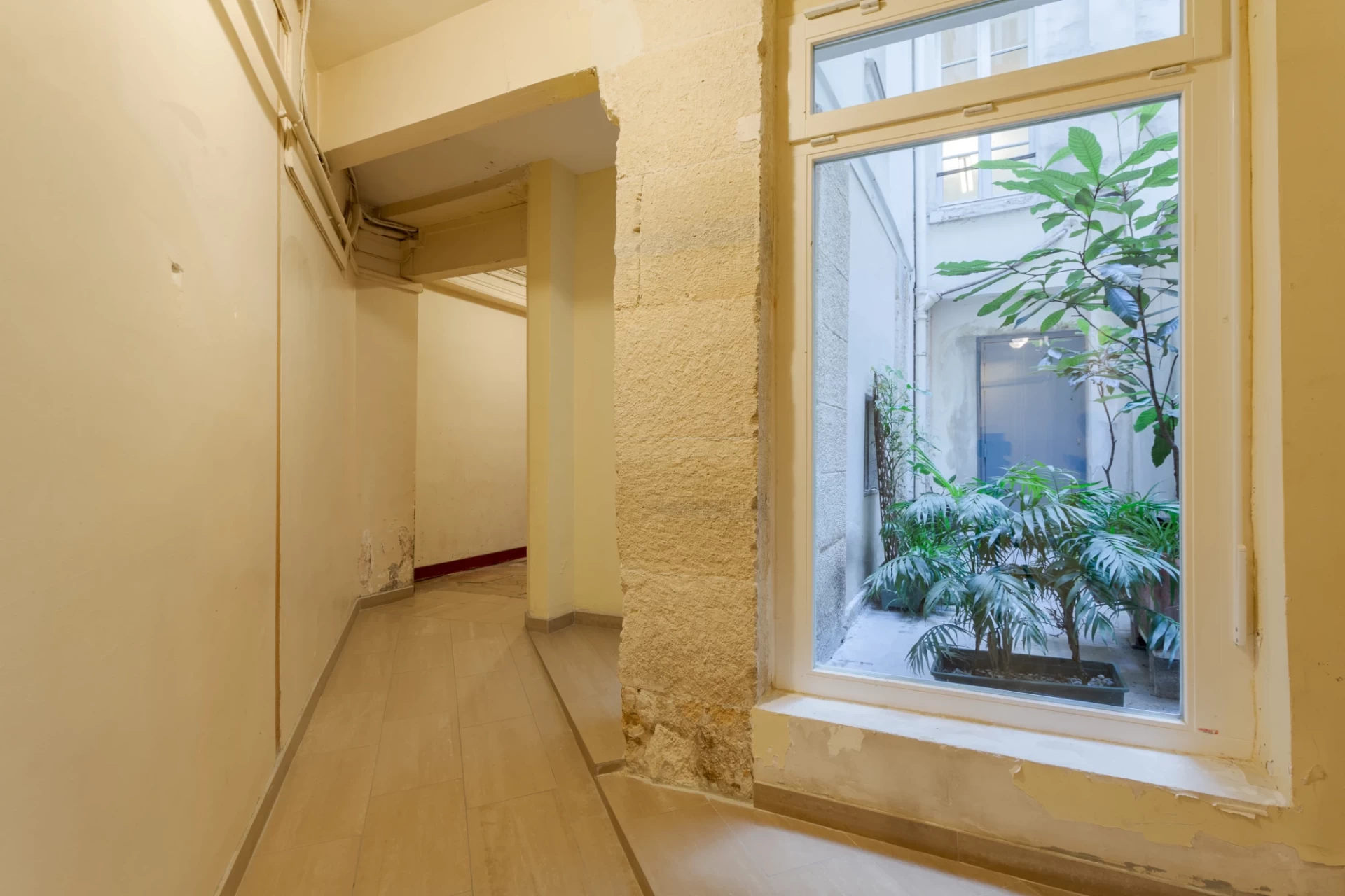 PARIS 10 - QUARTIER PORTE SAINT-MARTIN - APPARTEMENT 2 PIÈCES 4