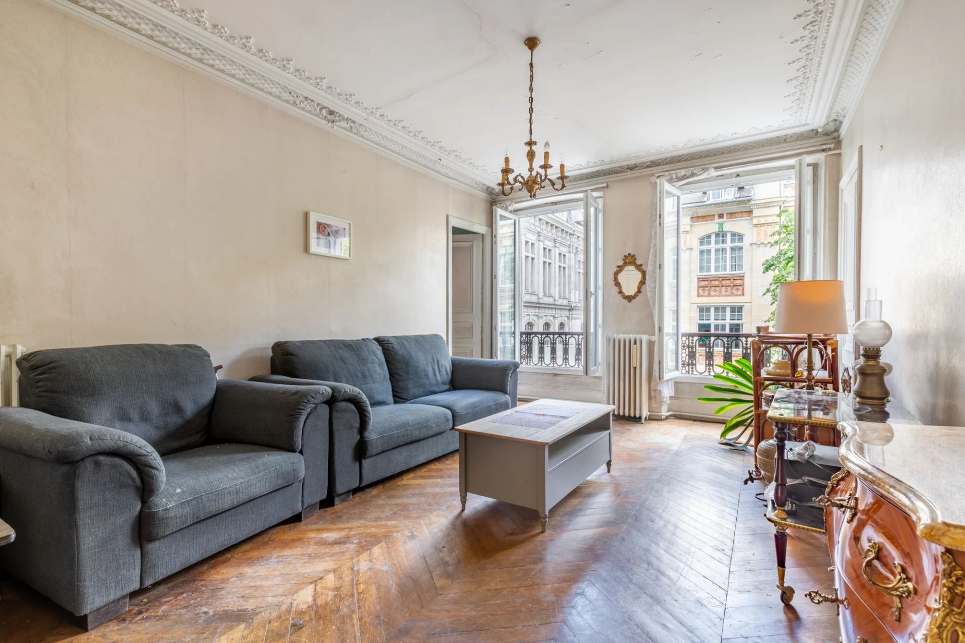 PARIS 10 - QUARTIER PORTE SAINT-MARTIN - APPARTEMENT 5 PIÈCES 1