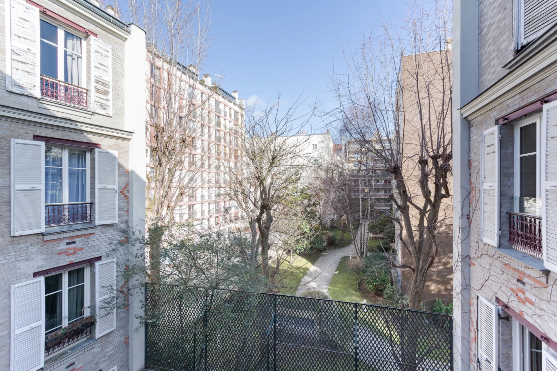 PARIS 10 - QUARTIER PORTE SAINT-MARTIN - APPARTEMENT 2 PIÈCES 7