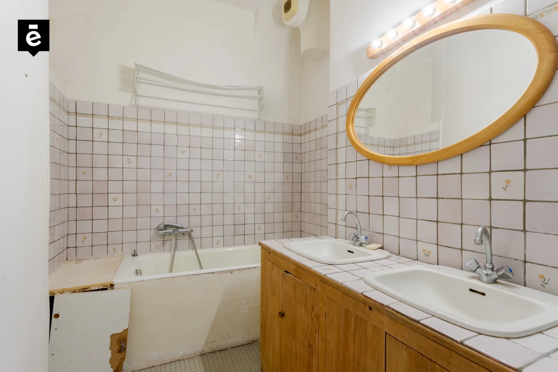 PARIS 10 - QUARTIER PORTE SAINT-MARTIN - APPARTEMENT 2 PIÈCES 6