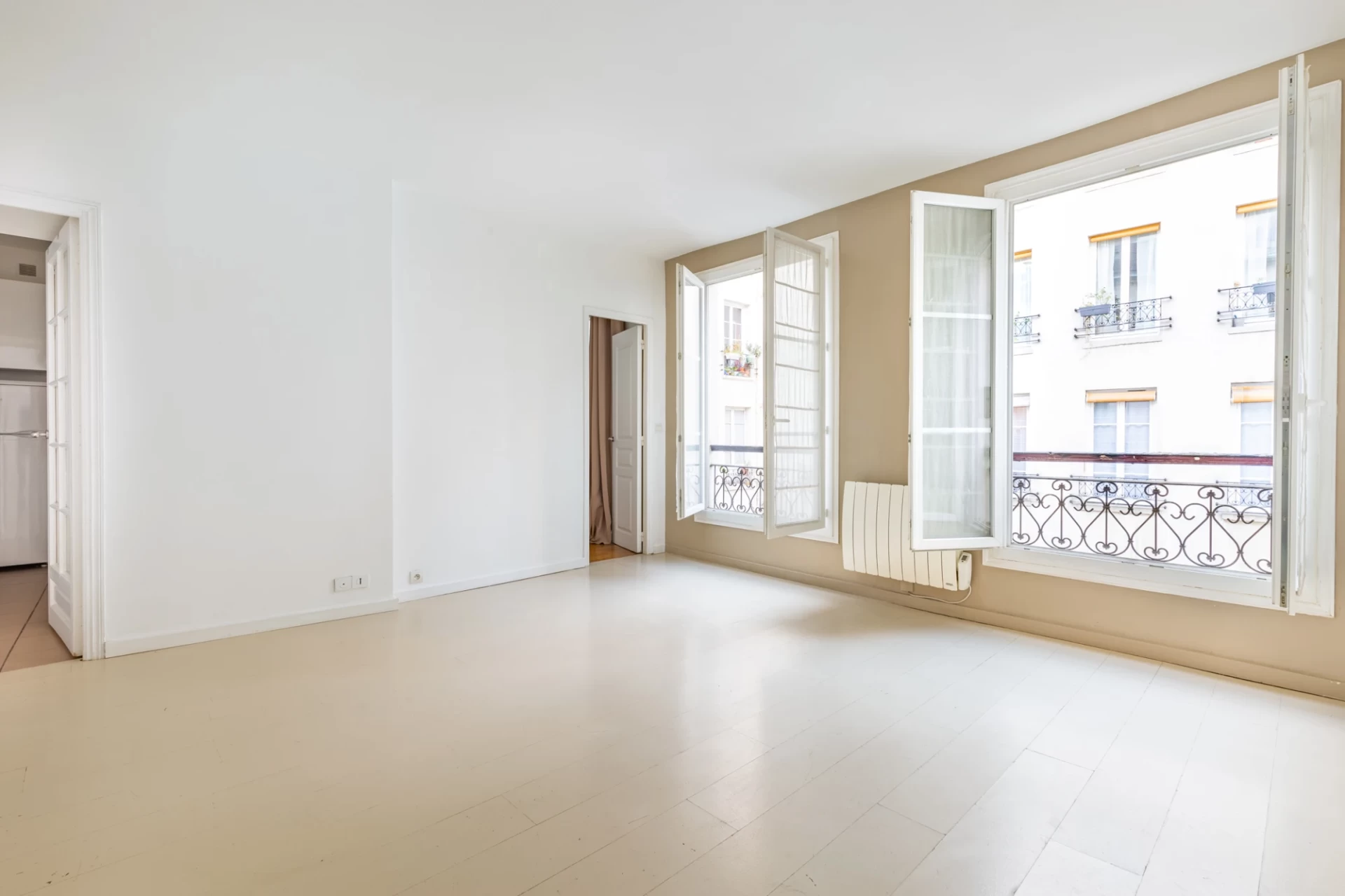 PARIS 3 - QUARTIER ARTS-ET-METIERS - APPARTEMENT 2 PIÈCES 2