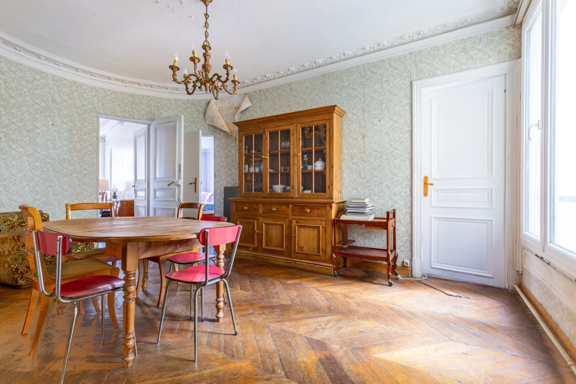 PARIS 10 - QUARTIER PORTE SAINT-MARTIN - APPARTEMENT 5 PIÈCES 3