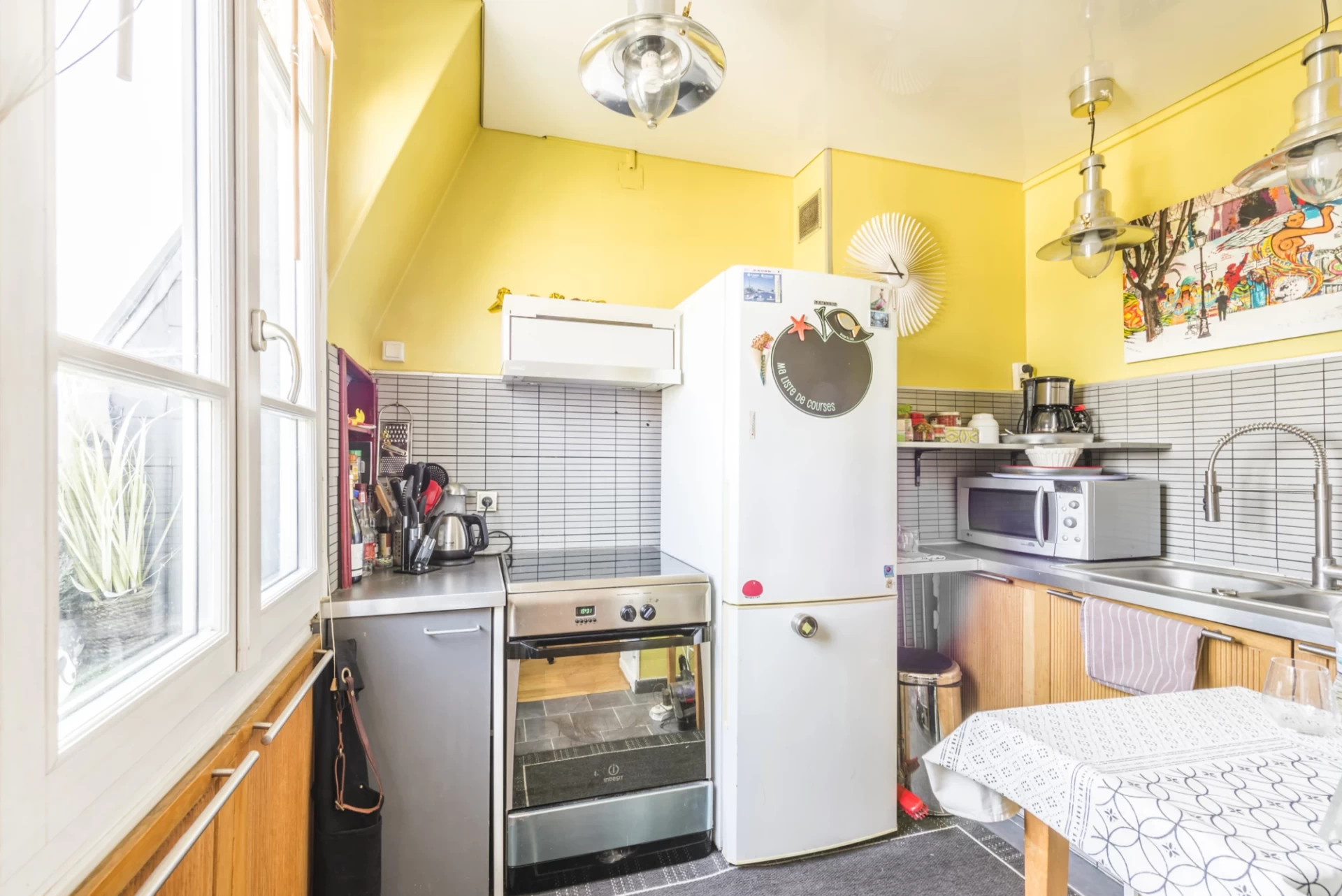 PARIS 10 - QUARTIER PORTE SAINT-MARTIN - APPARTEMENT 2 PIÈCES 5