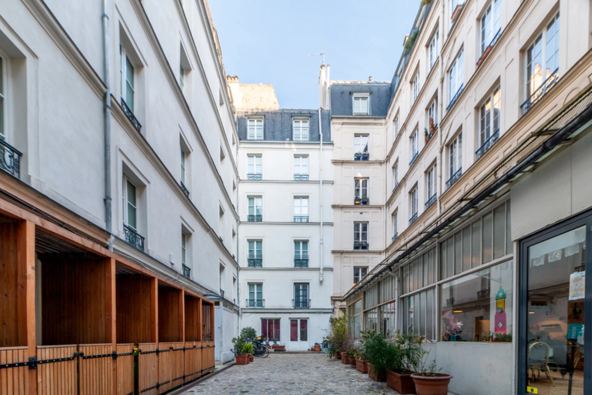 PARIS 11 - QUARTIER SAINTE-MARGUERITE - STUDIO 7